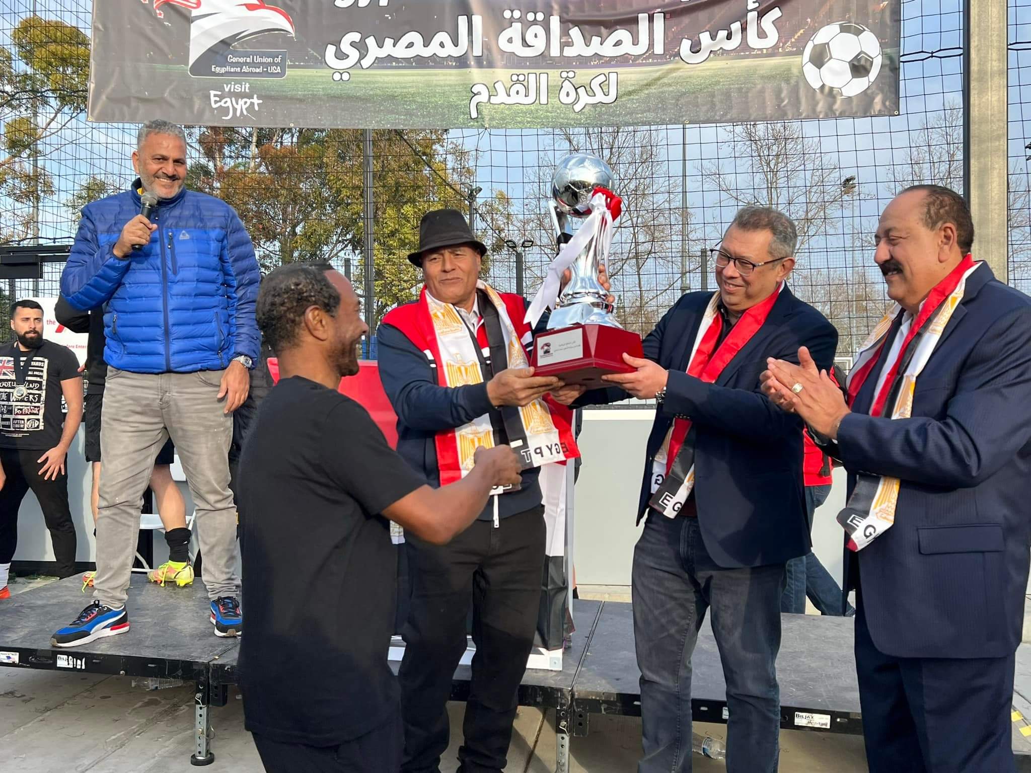 كأس الصداقة المصري لكرة القدم بلوس انجلس 1 كأس الصداقة المصري لكرة القدم بلوس انجلس
