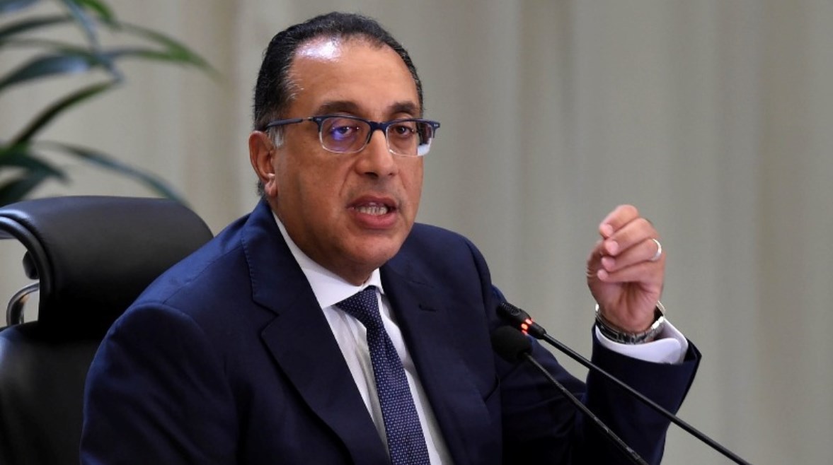 مدبولي يجتمع بوزير الإستثمار لعرض ملفات الوزارة