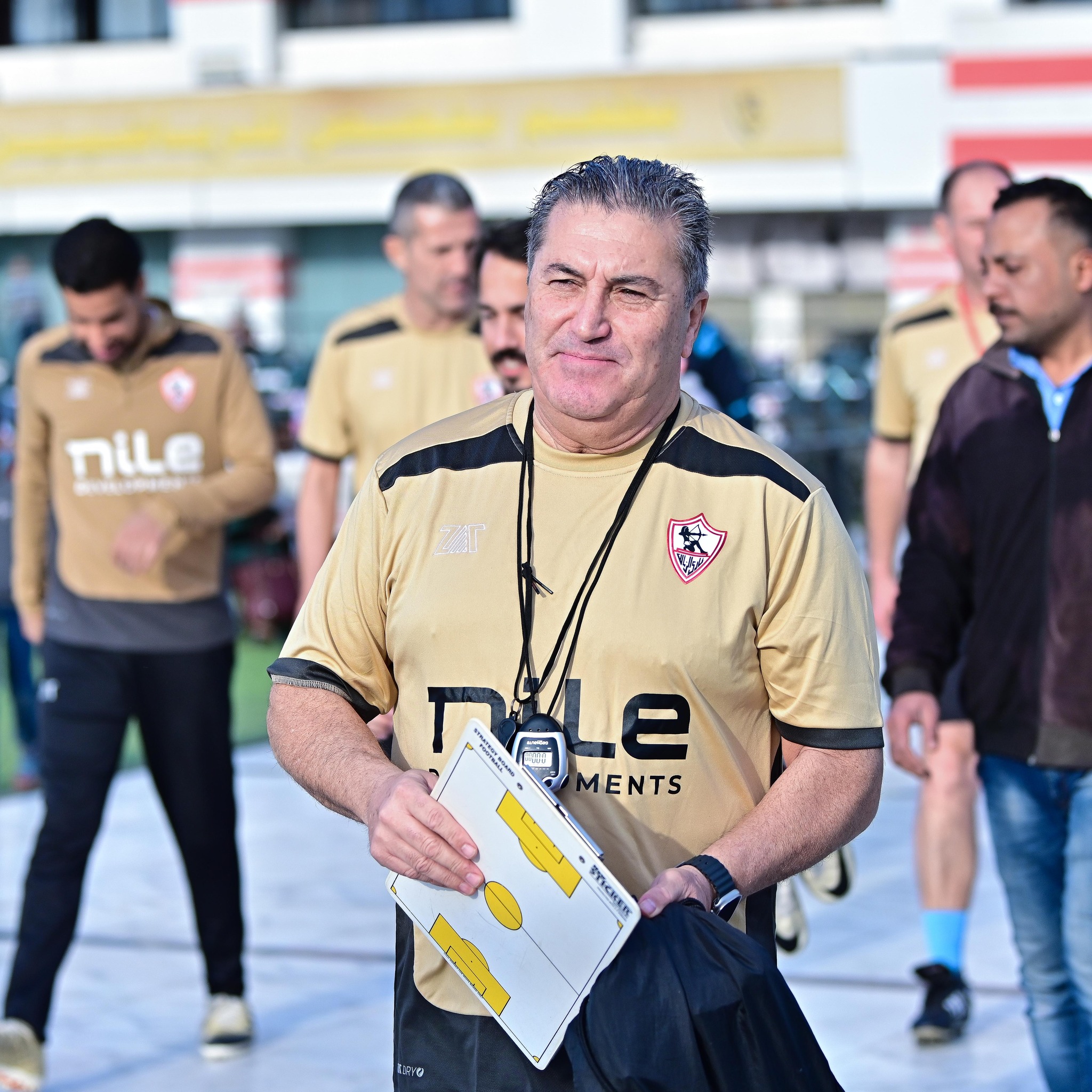 بيسيرو يقود الزمالك في أول مران استعدادًا لبتروجيت