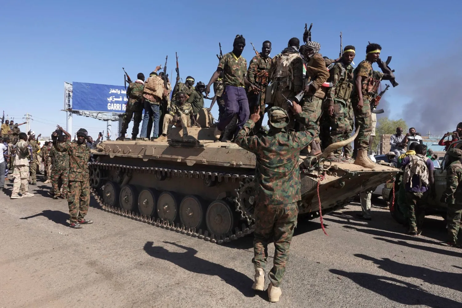 السودان يطالب الاتحاد الأفريقي بإنهاء تعليق عضويته بعد بسط الجيش سيطرته على البلاد