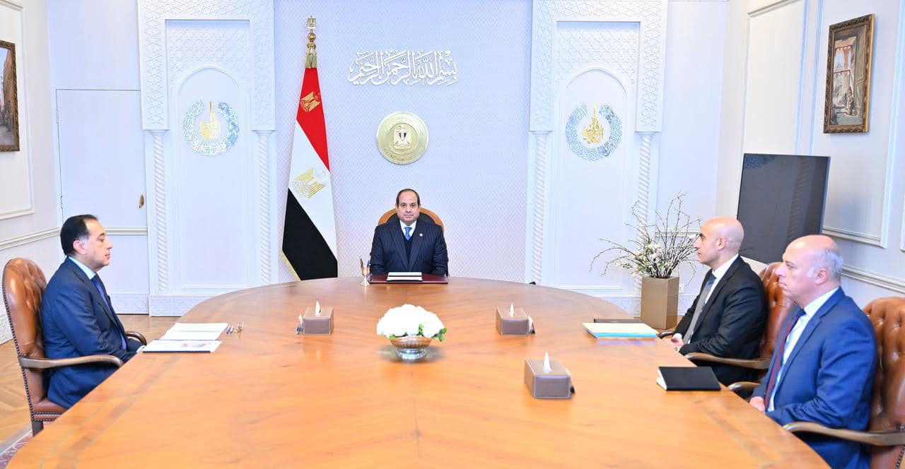 الرئيس السيسي يوجه بمواصلة تطوير المنظومة التعليمية والتركيز على التخصصات الحديثة