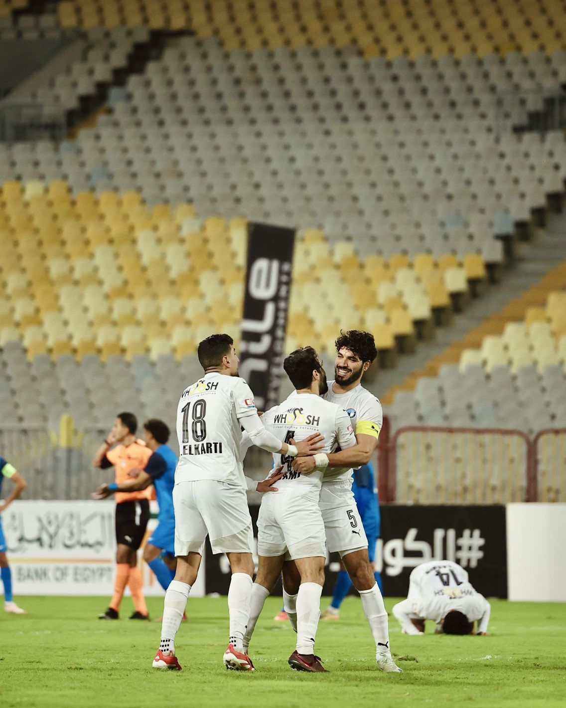 بيراميدز يفوز على سموحة في الدقيقة 102 ويستعيد صدارة الدوري المصري