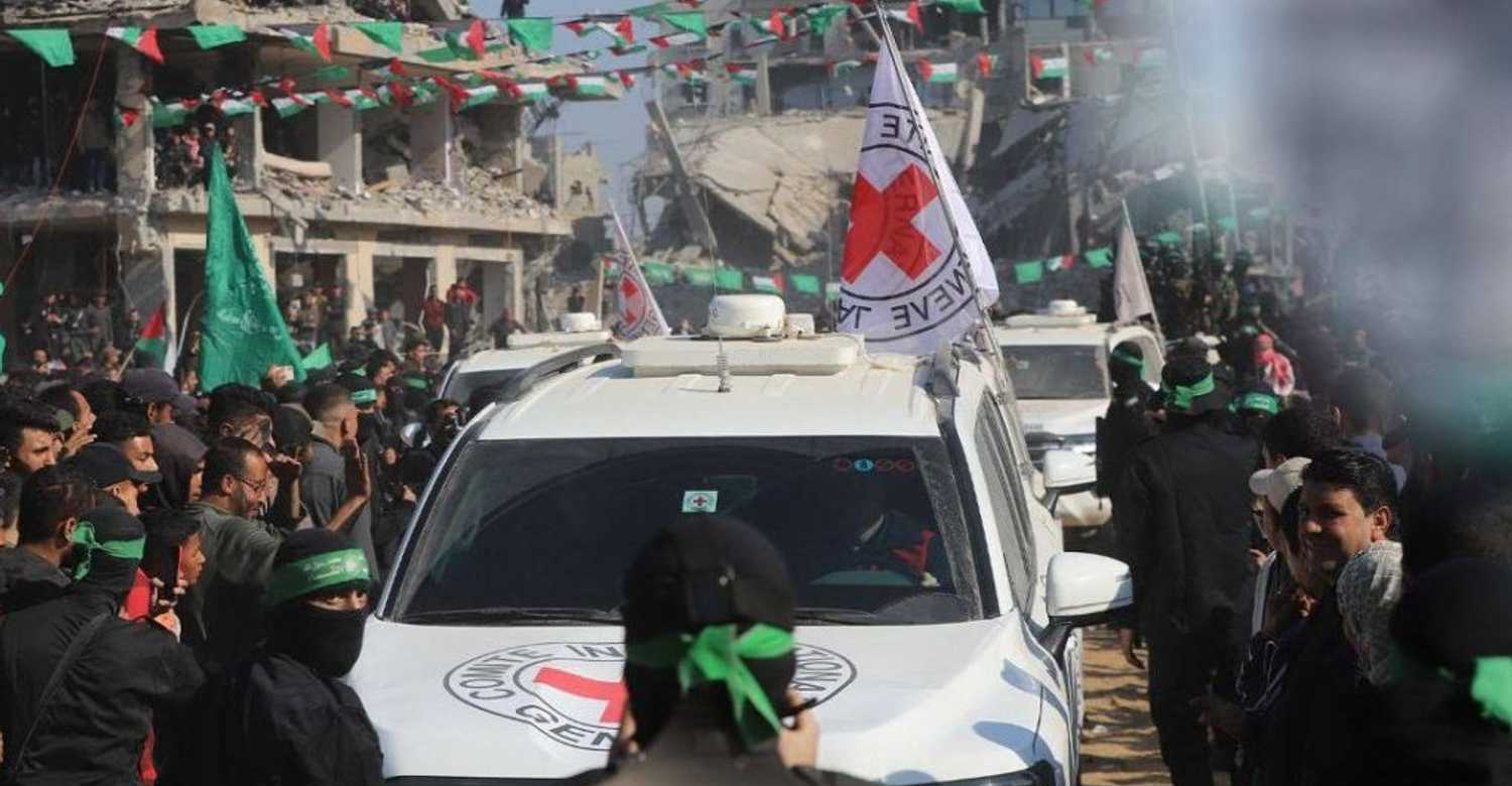 ترامب يأمل في إفراج حماس عن أسرى أمريكيين تقديرًا له