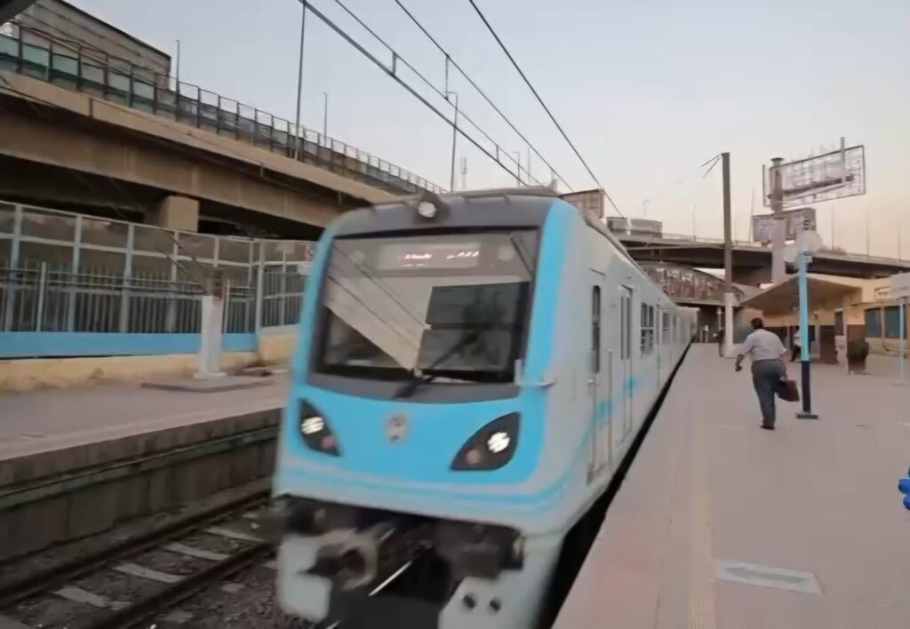 النقل تعلن مواعيد التشغيل الجديدة للمترو والقطار الكهربائي في رمضان 2025 5 النقل تعلن مواعيد التشغيل الجديدة للمترو والقطار الكهربائي في رمضان 2025