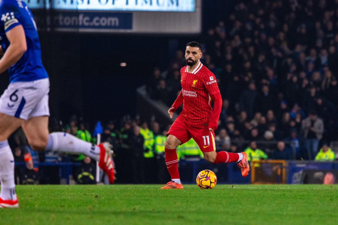 مارتينيلي: محمد صلاح من أفضل 3 أجنحة في العالم 1 مارتينيلي: محمد صلاح من أفضل 3 أجنحة في العالم