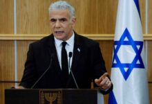 لابيد يهاجم نتنياهو: اجتياح غزة بلا أهداف سياسية ويهدد حياة الجنود والمحتجزين
