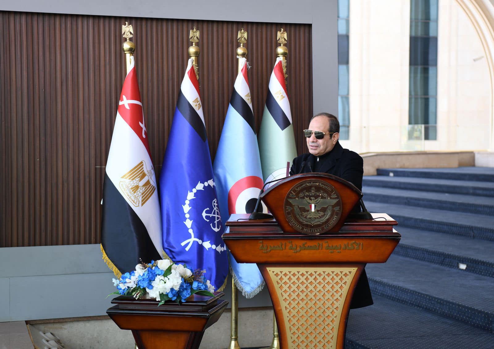 الرئيس السيسي يتفقد الأكاديمية العسكرية المصرية ويؤكد: السلام خيار مصر والدول العربية