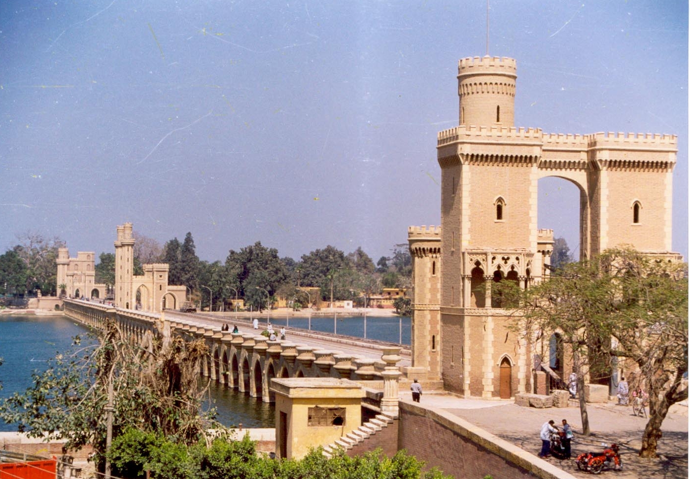 القناطر الخيرية حيث تتلاقى عبقرية الهندسة المصرية مع جمال الحدائق الساحرة
