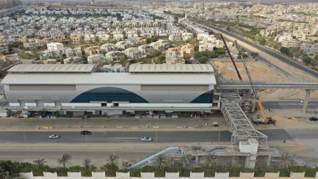 وزارة النقل تكشف عن اللمسات الأخيرة لمحطات مونوريل شرق النيل استعدادًا للتشغيل