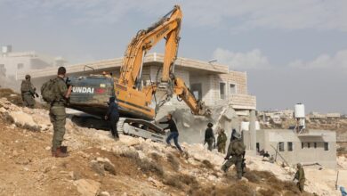 قوات الاحتلال تهدم منازل ومنشآت زراعية في بيت لقيا وبورين بالضفة الغربية