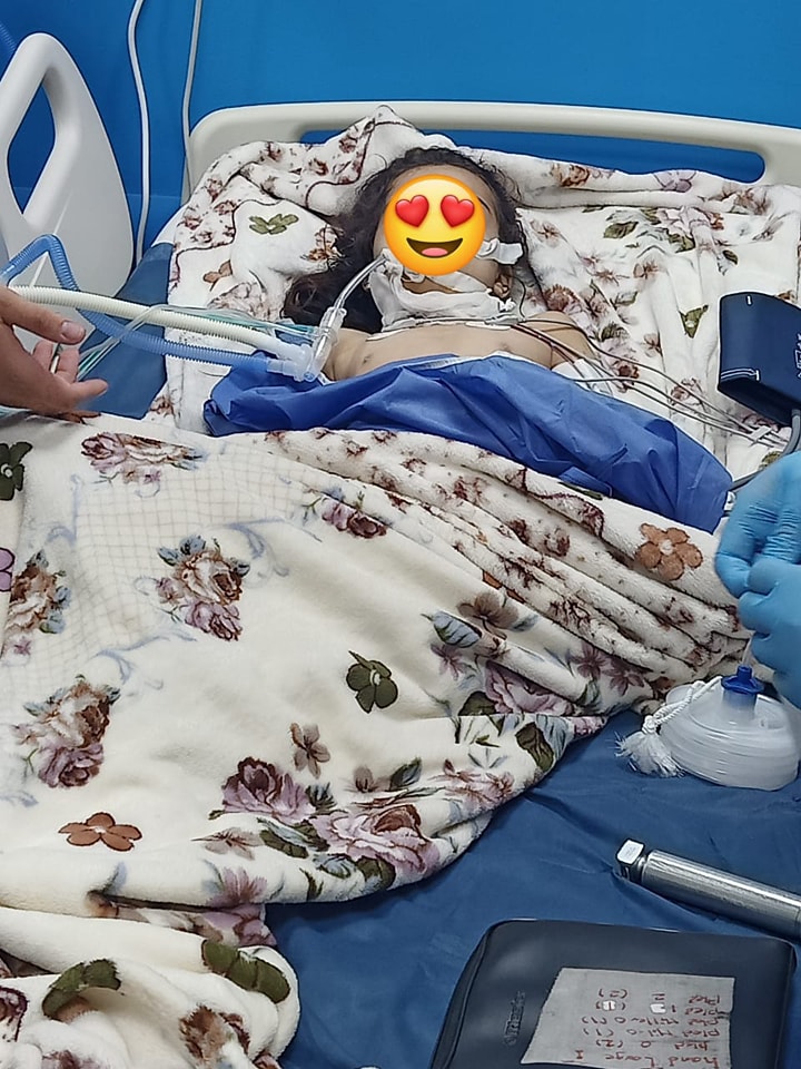 طفلة مصابة بجرح غائر في الرقبة داخل مقابر شلقان بالقليوبية.. وتحقيقات موسعة لكشف الجاني 1 طفلة مصابة بجرح غائر في الرقبة داخل مقابر شلقان بالقليوبية.. وتحقيقات موسعة لكشف الجاني