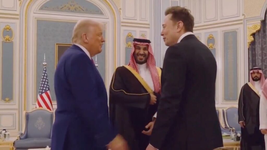 جلسة مباحثات في قصر اليمامة بين ولي العهد السعودي والرئيس الأمريكي