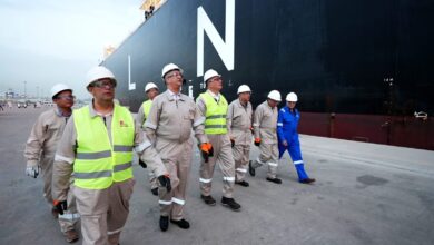 مصر تستقبل سفينة غاز عائمة جديدة من ألمانيا لتوفير الوقود لمحطات الكهرباء في الصيف