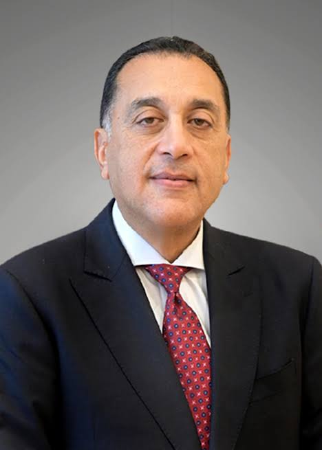 احتفالية عالمية تليق بعراقة مصر.. مدبولي يتابع ترتيبات افتتاح المتحف المصري الكبير في يوليو 2025