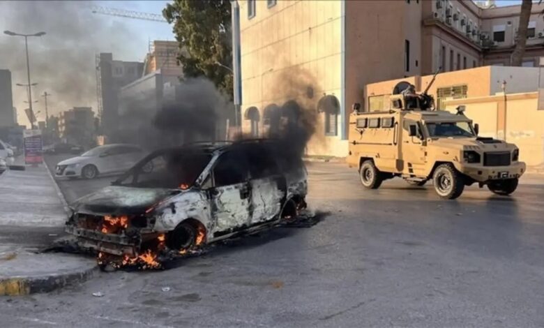ليبيا تشتعل.. مقتل "غنيوة" يفجر اشتباكات عنيفة تهز طرابلس واستنفار عسكري واسع 1 ليبيا تشتعل.. مقتل "غنيوة" يفجر اشتباكات عنيفة تهز طرابلس واستنفار عسكري واسع