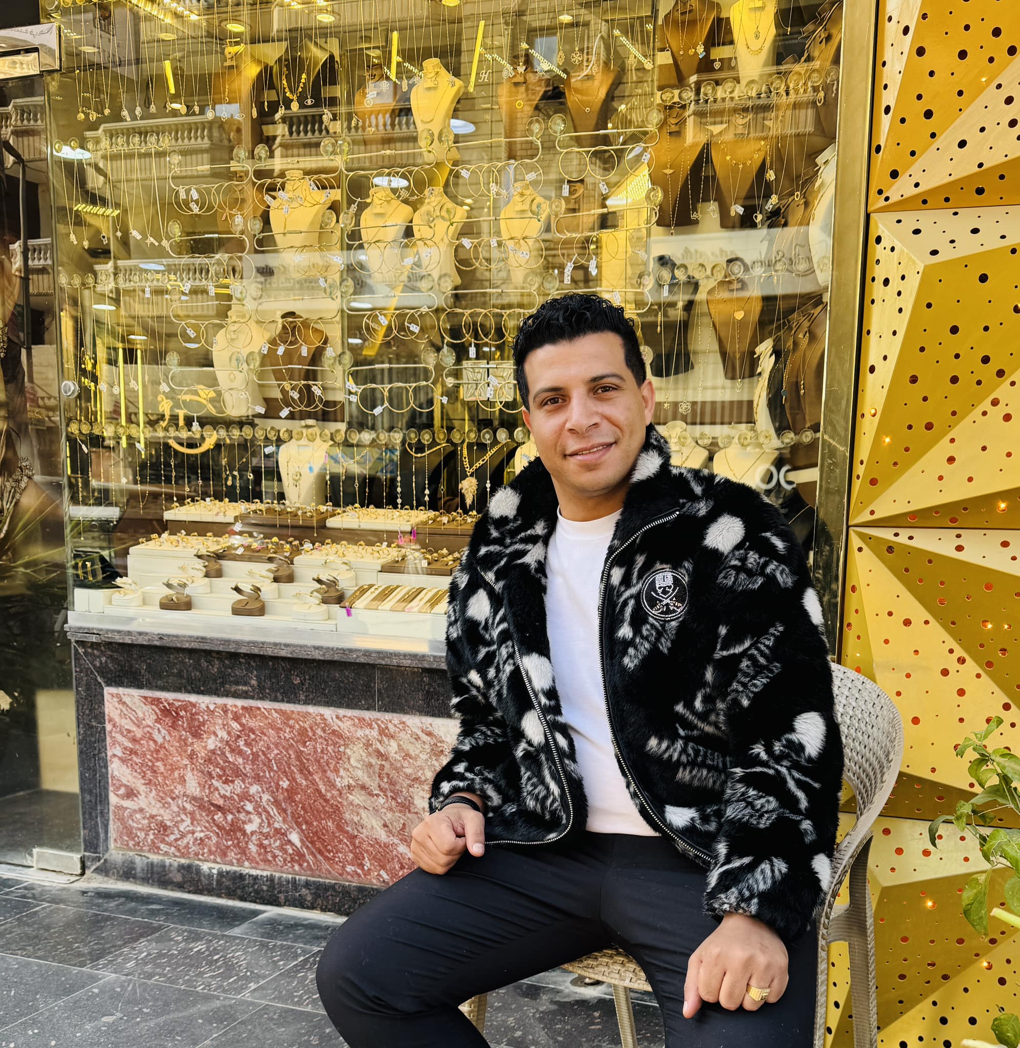 الجمهور يهاجم عدوية شعبان بسبب رضا البحراوي.. والموسيقيين تحذر من الرقاصات 1 الجمهور يهاجم عدوية شعبان بسبب رضا البحراوي.. والموسيقيين تحذر من الرقاصات