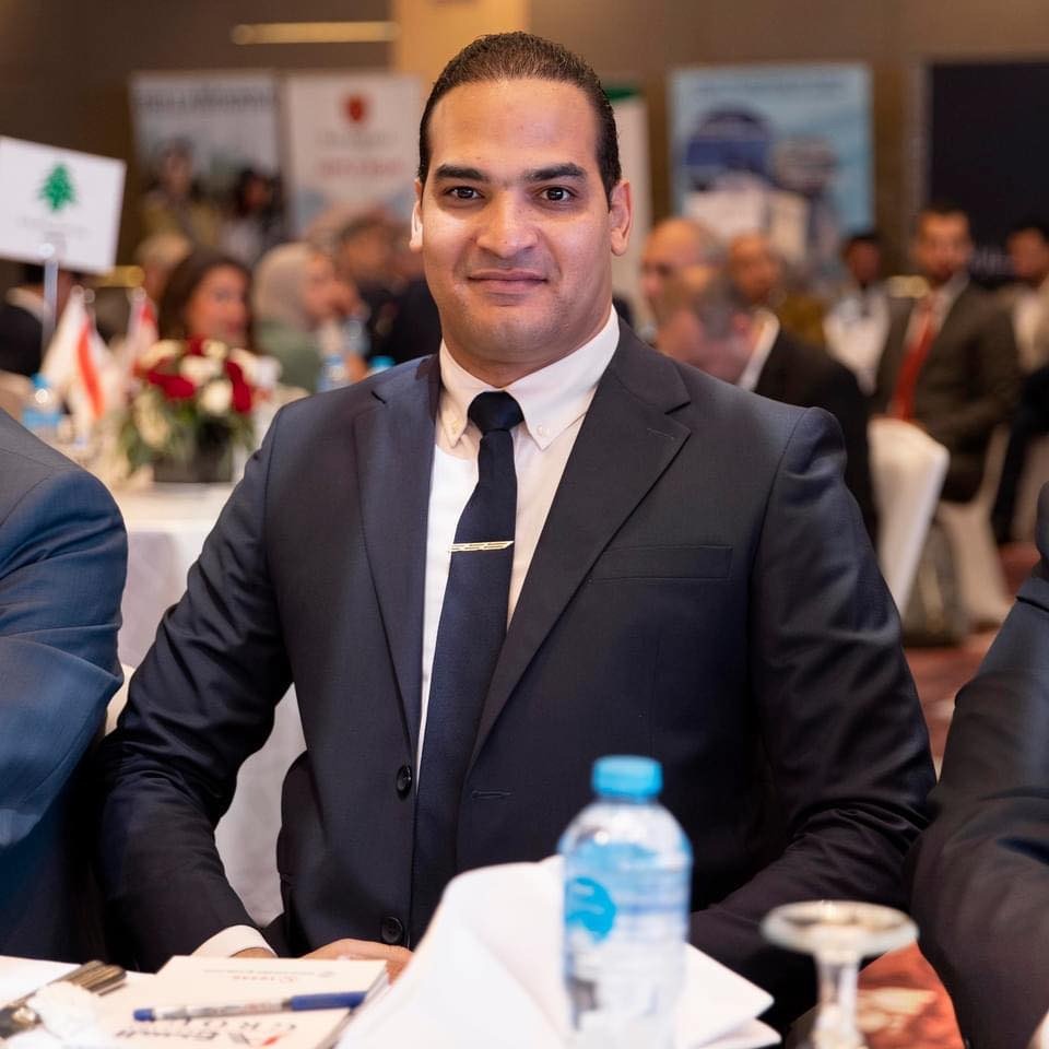 فضيحة كبرى تهز سوق السيارات.. رئيس لجنة المستوردين يواجه اتهامات بالاستيلاء على 2 مليار جنيه