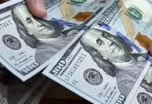 الدولار يتراجع 3 قروش أمام الجنيه منتصف تعاملات الثلاثاء 6 مايو 2025