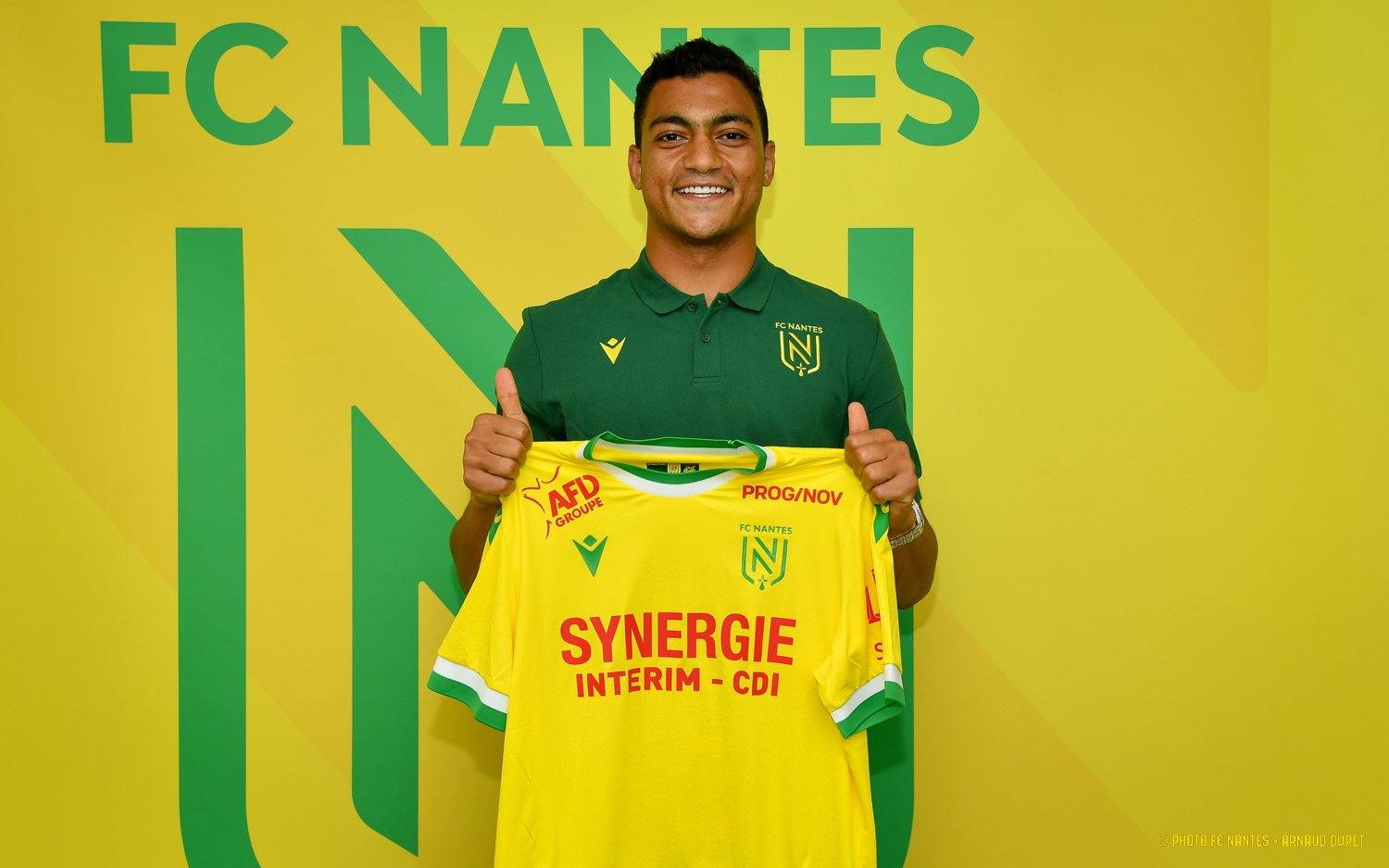 مصطفى محمد يغيب عن مباراة نانت ومونبلييه رفضا لدعم المثليين