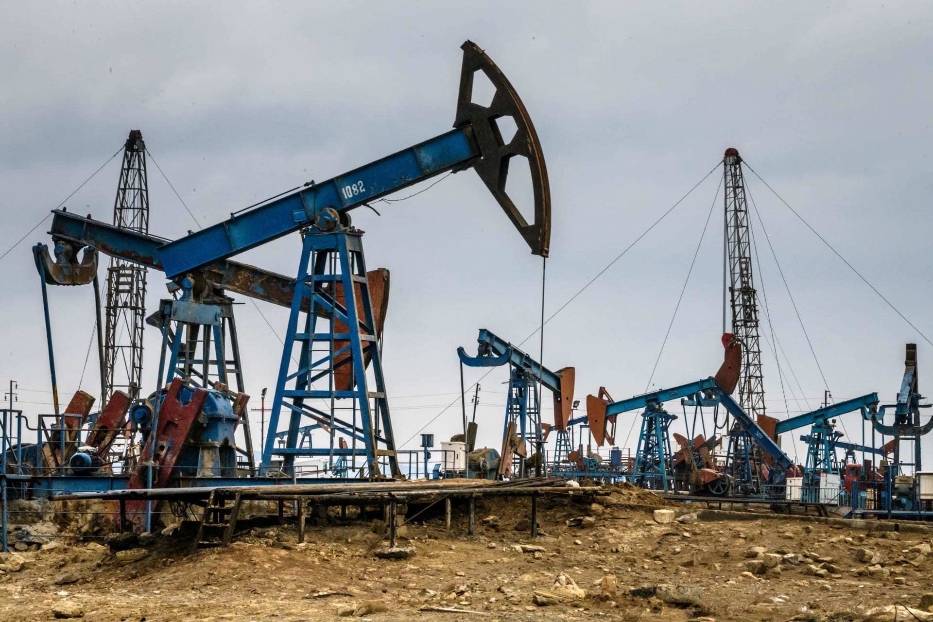 وزارة البترول تعلن عن 3 اكتشافات نفطية جديدة بالصحراء الغربية وخليج السويس
