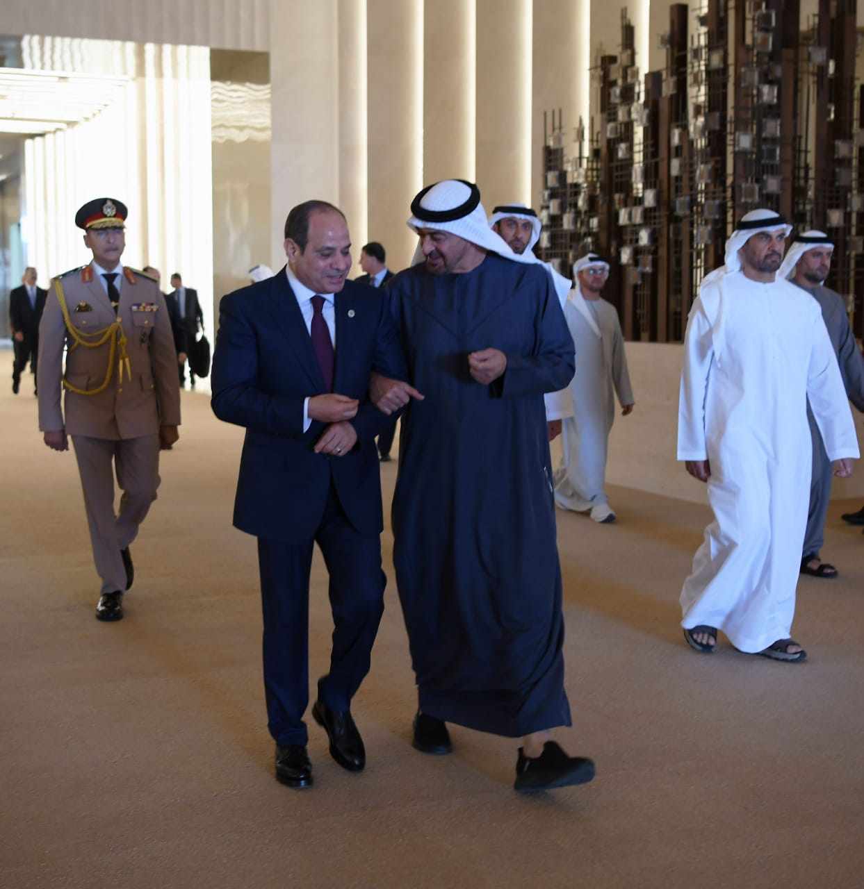 الرئيس السيسي يعود إلى أرض الوطن بعد زيارة رسمية للإمارات بحثت دعم غزة وتعزيز التعاون الثنائي