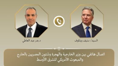 وزير الخارجية يتلقى اتصالًا من مبعوث الرئيس الأمريكي حول جهود وقف النار في غزة