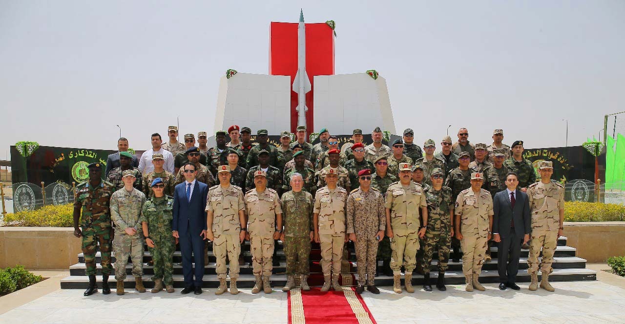 القوات المسلحة تنظم زيارة لأعضاء التمثيل العسكري لعدد من المنشآت العسكرية