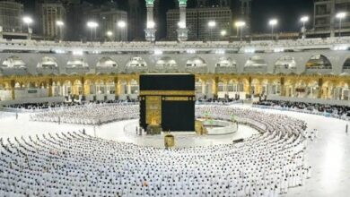 لحماية حقوق المعتمرين.. وزير السياحة يعتمد ضوابط موسم عمرة 1447 هـ
