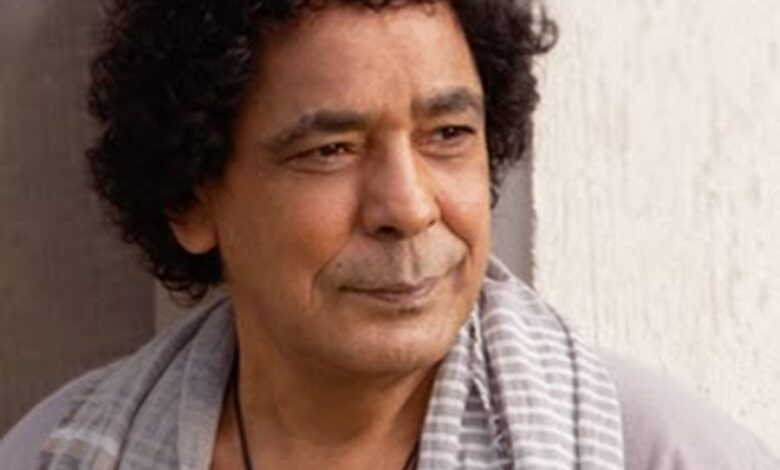 محمد منير.. 48 عامًا من التميز والتجديد يُتوجها بـ«ملامحنا» 1 محمد منير.. 48 عامًا من التميز والتجديد يُتوجها بـ«ملامحنا»