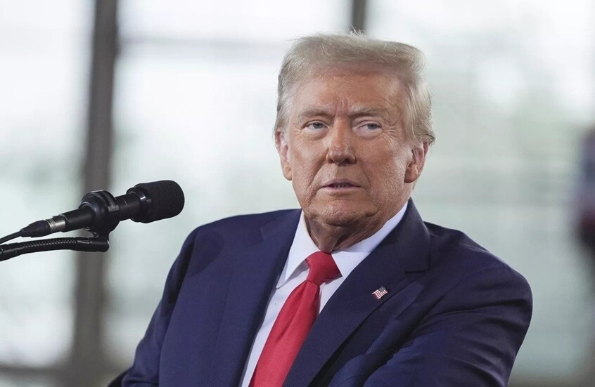 ترامب يفرض رسومًا جمركية بنسبة 30% على واردات المكسيك والاتحاد الأوروبي