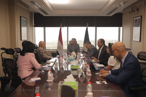 وزير السياحة يبحث خطة تطوير نقاط مسار العائلة المقدسة لتقديم خدمات سياحية متكاملة