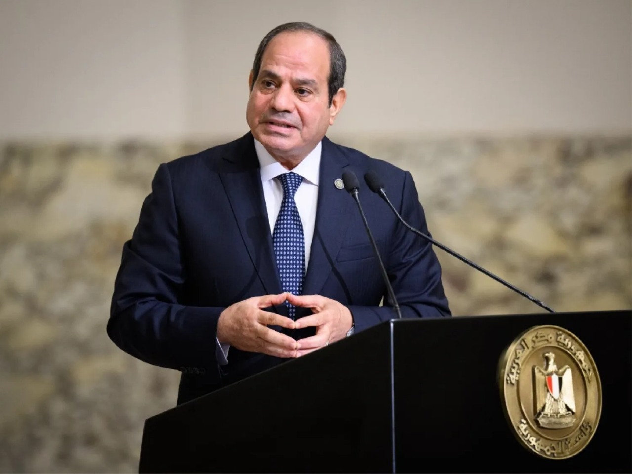 الرئيس السيسي يوجه بإغلاق مناطق الصيانة بالطريق الدائري الإقليمي حفاظًا على سلامة المواطنين 1 الرئيس السيسي يوجه بإغلاق مناطق الصيانة بالطريق الدائري الإقليمي حفاظًا على سلامة المواطنين