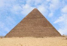 نقوش جديدة داخل الهرم الأكبر تكشف هوية بناة الصرح وتعيد كتابة التاريخ