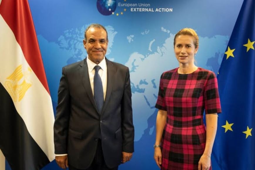 وزير الخارجية يبحث مع ممثلة الشئون الخارجية للاتحاد الأوروبي جهود مصر لوقف إطلاق النار في غزة