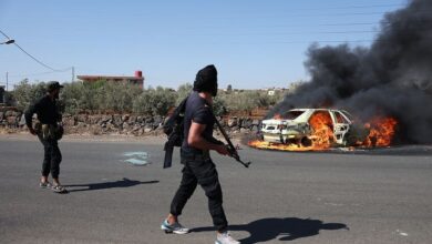 إسرائيل تقصف مواقع في السويداء بذريعة حماية الدروز ودمشق تعلن وقف إطلاق النار