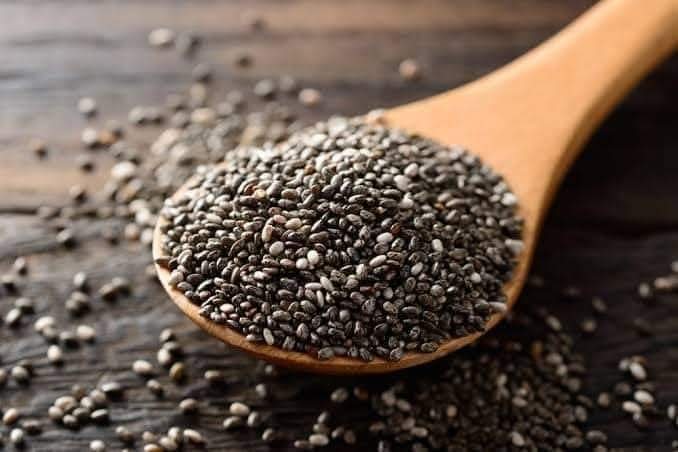 بذور الشيا.. كنز غذائي خارق في حجم حبة سمسم! 1 بذور الشيا.. كنز غذائي خارق في حجم حبة سمسم!