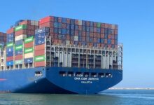 "CMA CGM ZEPHYR"تتصدر عبور 10 سفن حاويات بقناة السويس بعد تطبيق خصم 15% للسفن العملاقة