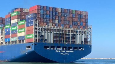 "CMA CGM ZEPHYR"تتصدر عبور 10 سفن حاويات بقناة السويس بعد تطبيق خصم 15% للسفن العملاقة
