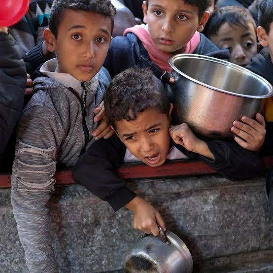 الصحة في غزة: ارتفاع ضحايا المجاعة وسوء التغذية إلى 122 وفاة بينهم 83 طفلًا 1 الصحة في غزة: ارتفاع ضحايا المجاعة وسوء التغذية إلى 122 وفاة بينهم 83 طفلًا