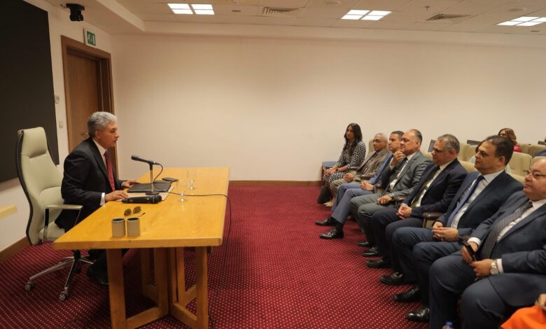 وزير السياحة يلتقي أكثر من 20 سفيراً جديداً.. تعاون دولي للترويج لمصر ومعرضان للآثار في الخارج 1 وزير السياحة يلتقي أكثر من 20 سفيراً جديداً.. تعاون دولي للترويج لمصر ومعرضان للآثار في الخارج