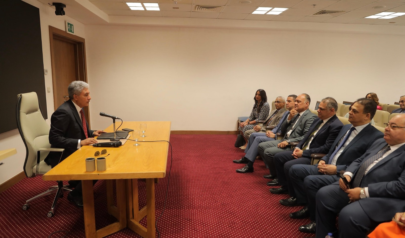 وزير السياحة يلتقي أكثر من 20 سفيراً جديداً.. تعاون دولي للترويج لمصر ومعرضان للآثار في الخارج 1 وزير السياحة يلتقي أكثر من 20 سفيراً جديداً.. تعاون دولي للترويج لمصر ومعرضان للآثار في الخارج