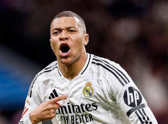 رسميًا.. مبابي يرتدي القميص رقم 10 في ريال مدريد خلفًا لمودريتش 1 رسميًا.. مبابي يرتدي القميص رقم 10 في ريال مدريد خلفًا لمودريتش