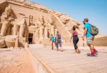 8.7 مليون سائح زاروا مصر في النصف الأول من 2025 ووزير السياحة يتوقع رقماً قياسياً بنهاية العام