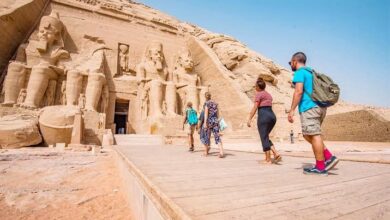 8.7 مليون سائح زاروا مصر في النصف الأول من 2025 ووزير السياحة يتوقع رقماً قياسياً بنهاية العام