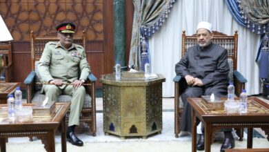 شيخ الأزهر خلال استقبال رئيس الأركان الباكستاني: لا استقرار عالمي دون حل عادل للقضية الفلسطينية
