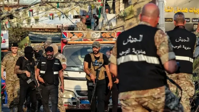 فلسطين تسلّم الدفعة الثانية من سلاح منظمة التحرير للجيش اللبناني للجيش كـ"عهدة" 1 فلسطين تسلّم الدفعة الثانية من سلاح منظمة التحرير للجيش اللبناني للجيش كـ"عهدة"