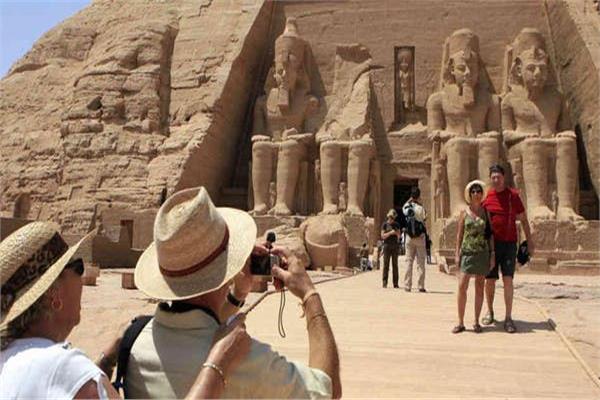 مصر تستعد لاستقبال 18 مليون سائح بنهاية 2025 1 مصر تستعد لاستقبال 18 مليون سائح بنهاية 2025