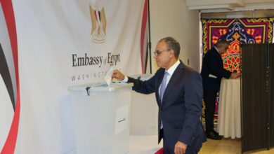 وزير الخارجية يُدلي بصوته في انتخابات مجلس الشيوخ بواشنطن