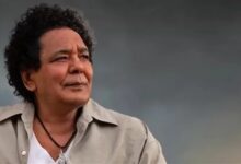 الكينج محمد منير يغادر المستشفى بعد تعافيه