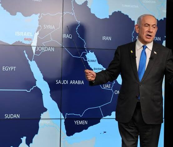 إسرائيل الكبرى.. تمدد عسكري في سوريا ولبنان وسط ترتيبات إقليمية مثيرة للجدل 1 إسرائيل الكبرى.. تمدد عسكري في سوريا ولبنان وسط ترتيبات إقليمية مثيرة للجدل